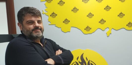 Murat Beyaz, dürüm konseptinin sunduğu operasyonel kolaylıklar ve franchise sisteminin sağladığı ölçeklenebilir yapının, bu büyümenin temelini oluşturduğunu ifade etti.